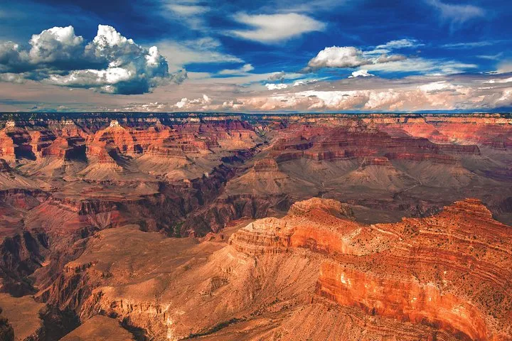 South Rim, step-on guide on a Grand Canyon tour from Las Vegas, Nevada